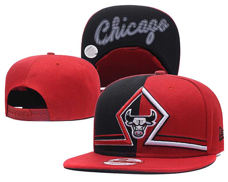 Bulls Team Logo Red Split Adjustable Hat GS,We sell and wholesale Bulls Team Logo Red Split Adjustable Hat GS on line form chian!